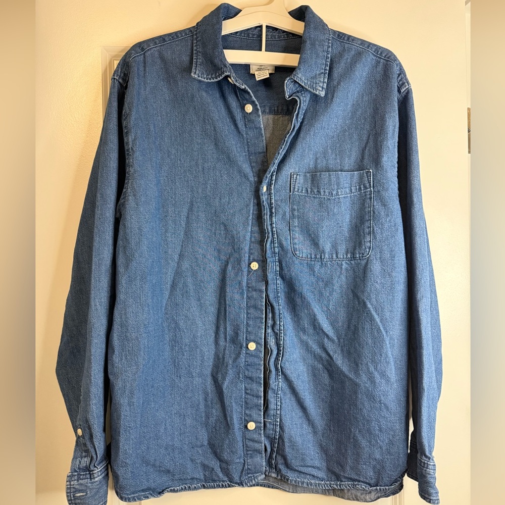 Men blue H&M denim button up